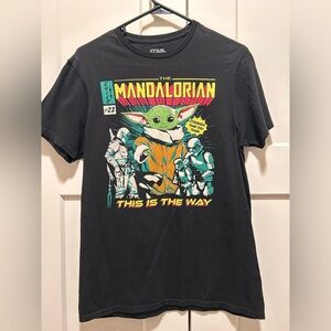Baby Yoda Mandalorian Star Wars This is the Way t-shirt. Men’s small